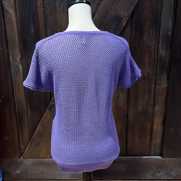 Chico’s purple knit style short sleeve top - Picture 4 of 8